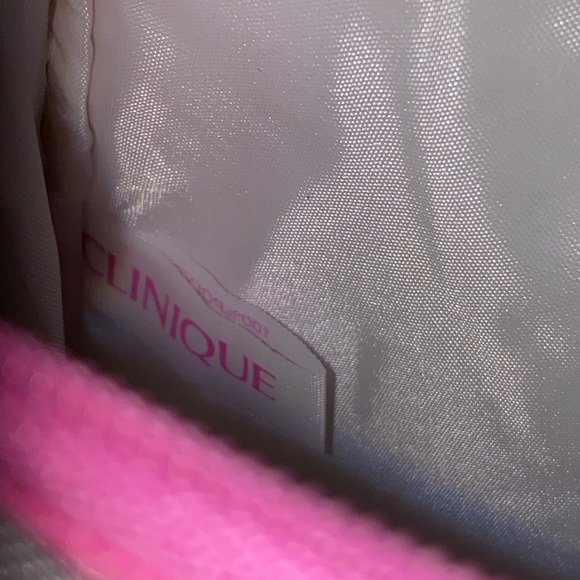 Clinique floral cosmetic bag - Picture 4 of 8